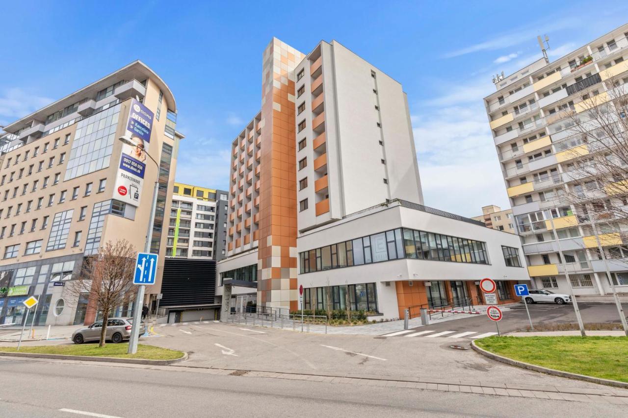 Lam Green - Ac -Balcony Bratislava Exterior photo